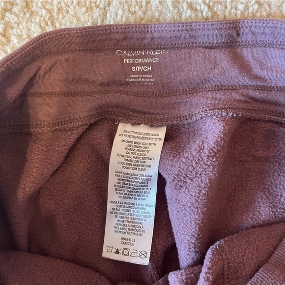 Calvin Klein Performance Joggers - Picture 3 of 3